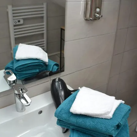 Duplex Proche Centre-ville Apartment *